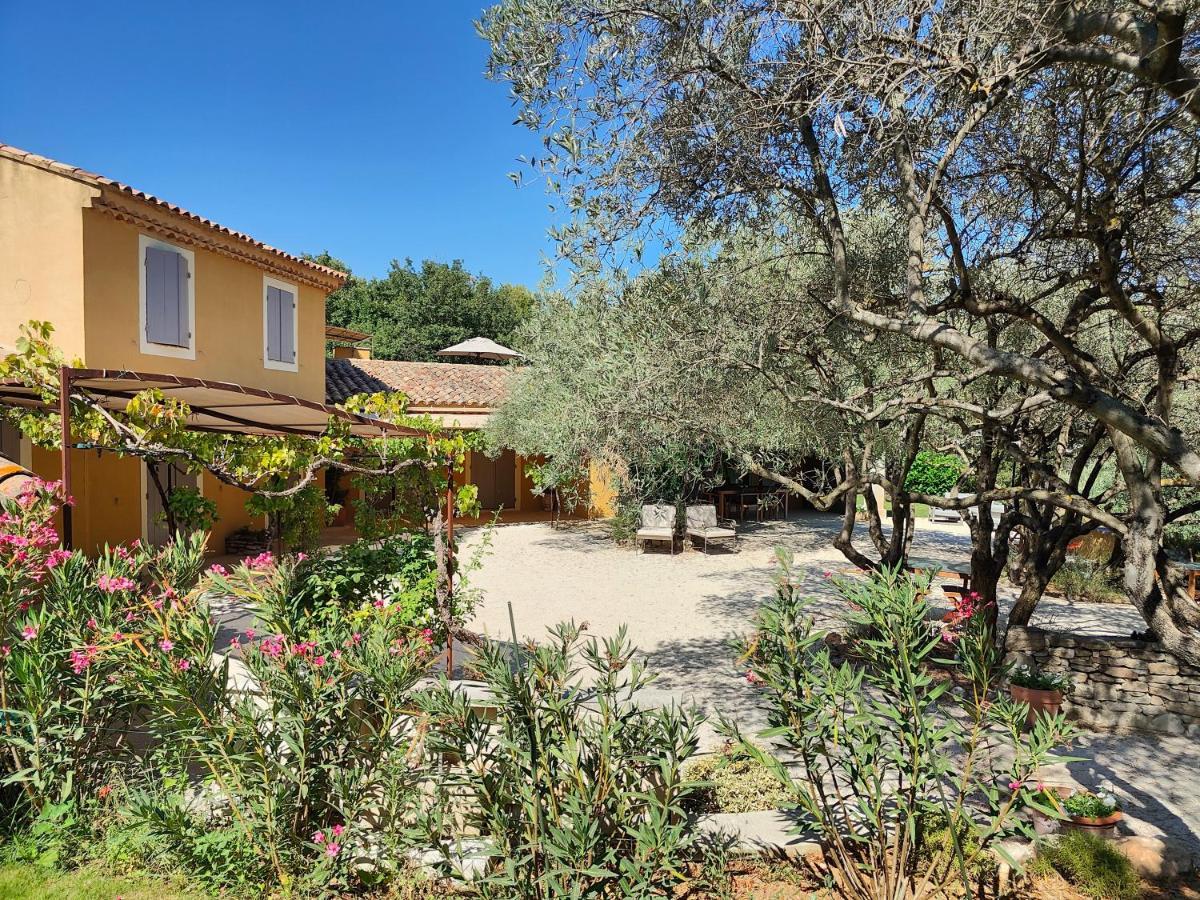 Le Chant Du Coeur Bed & Breakfast Roussillon  Exterior photo